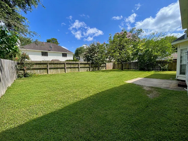 24231 Pepperrell Place St — Photo 32