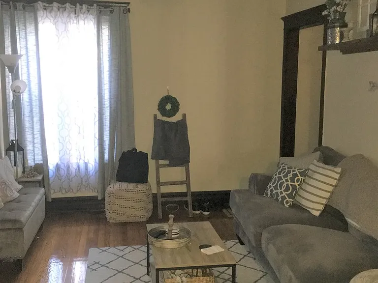 1959 W Farragut Ave #1R — Photo 7