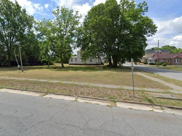 401 E Gordon Street, Kinston, NC 28501