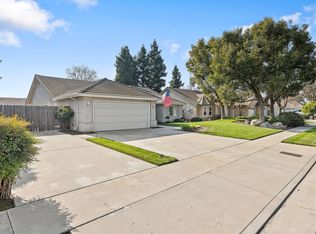 1741 Vineland Ave, Tulare, CA 93274