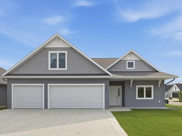 4881 Bluebell Loop S, Fargo, ND 58104