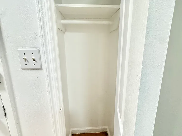 498 Vermont St #2F — Photo 15