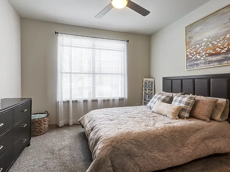 Bella Palazzo Luxury Apartment Community — Photo 23