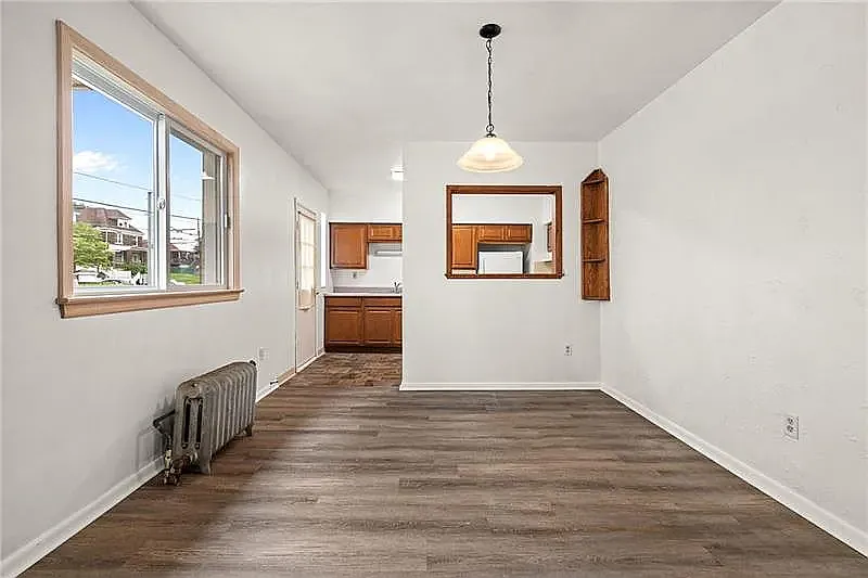 Building Photo - 2805 Neeld Ave #2