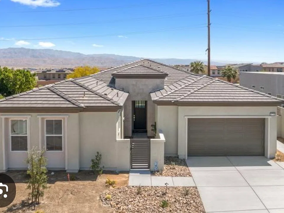 49794 Solstice Pl