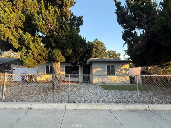 455 E Wilson St, Rialto, CA 92376