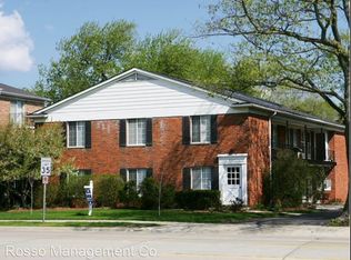 2567 E Maple Rd APT 7, Birmingham, MI 48009