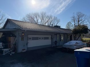 3347 Santa Rosa Way, Redding, CA 96003