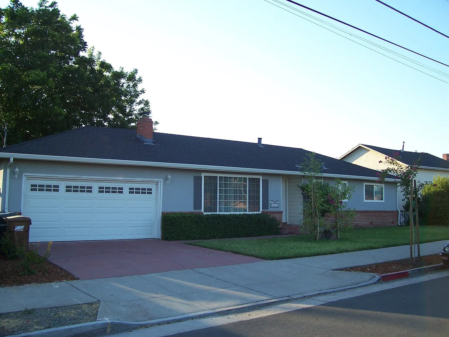 1521 D St photo 1