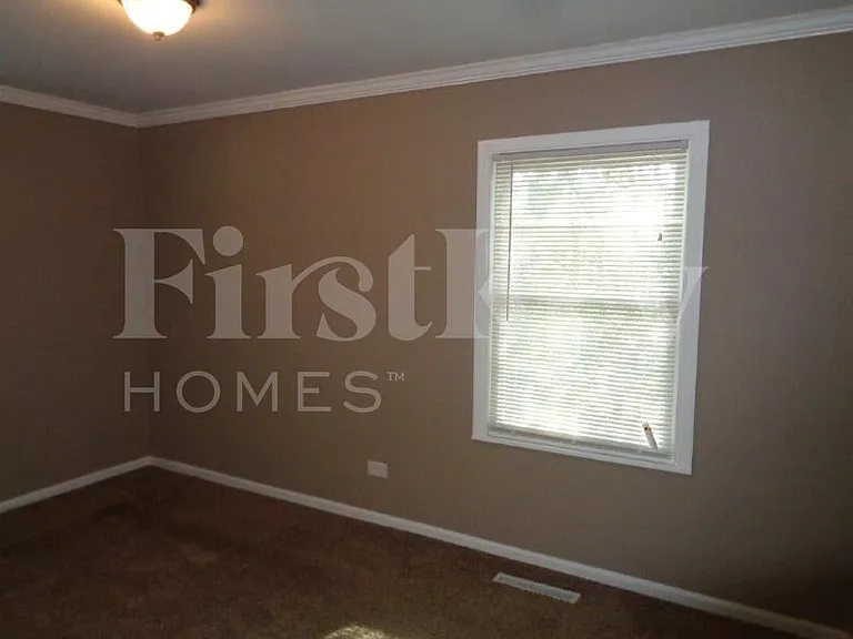 381 E Montana Ave — Photo 6