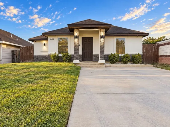 2604 La Parra Ln, Laredo, TX 78046