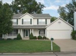 1372 Briar Creek Dr, Saint Charles, MO