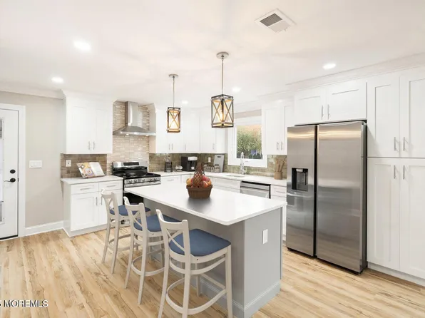 2 Panama Court, Toms River, NJ 08757