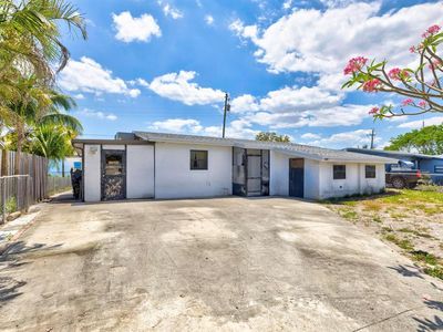 1000 NE 52nd Ct, Pompano Beach, FL, 33064