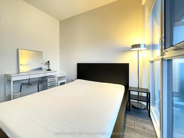 180 Fairview Mall Dr #1912 — Photo 13