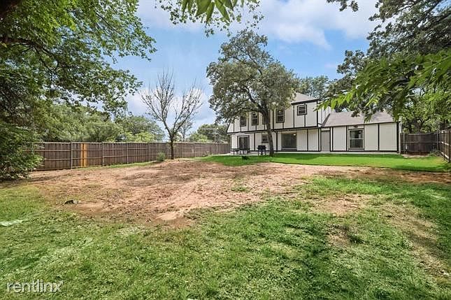 1st image of 800R Chaparral Ct