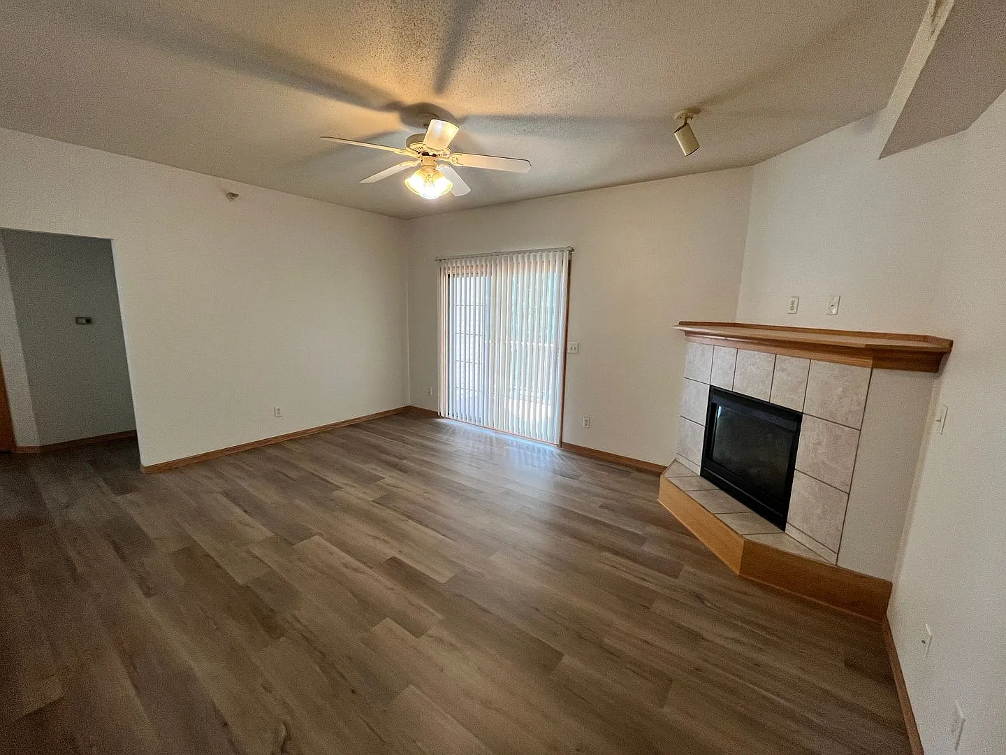 2 Bedroom / 2 Bath Condos on Coral Court — Photo 4