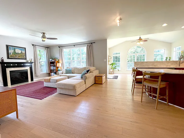 10110 Wilnor Way — Photo 15
