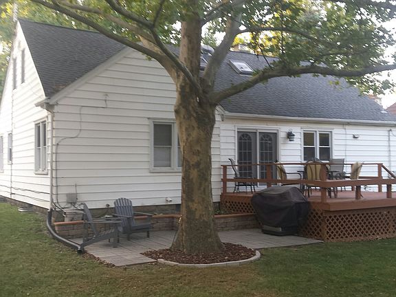 3rd image of 904 Haldeman Avenue
