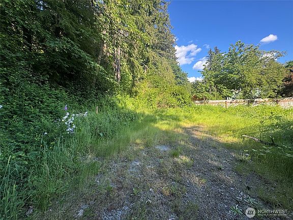 2nd image of 22728 Upper Dorre Don Way SE