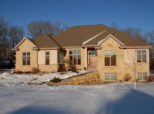 705 Hidden Cave Rd, Madison, WI 53717