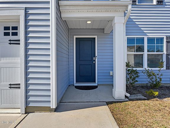 4th image of 756 Buckeye Road NE