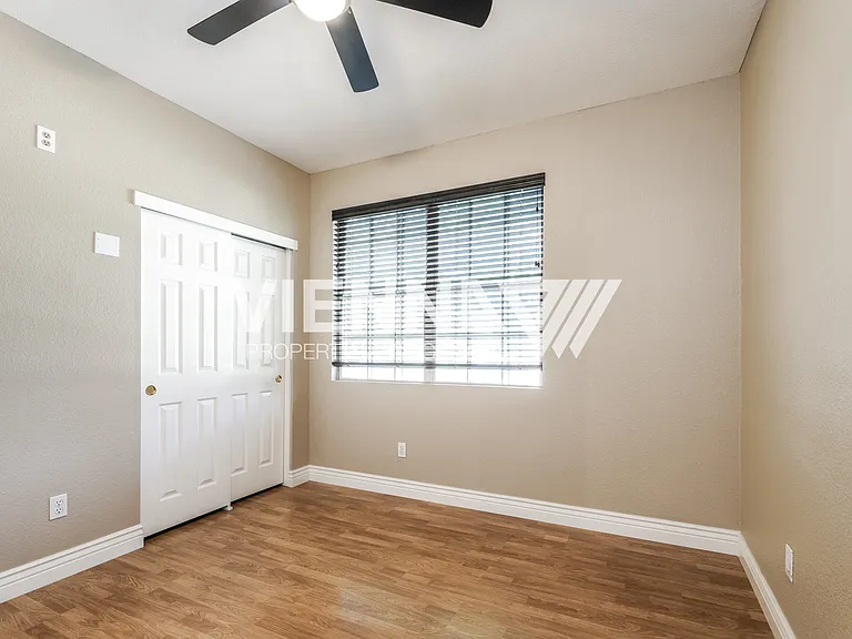 5308 Heritage Ct — Photo 16