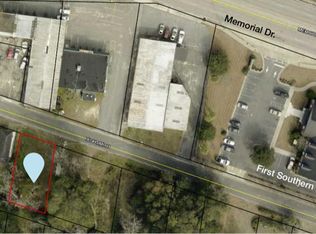 906 Highsmith St, Waycross, GA 31501