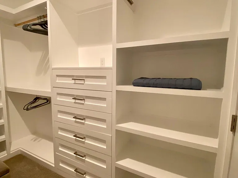 Walk-in closet