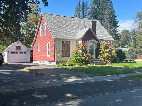 10 Atkins Ave, Cortland, NY 13045