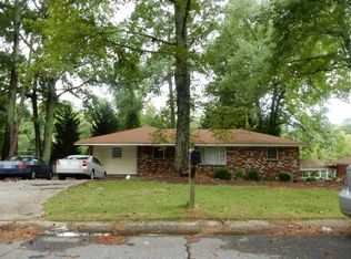1046 Woodward Cir SW, Mableton, GA 30126