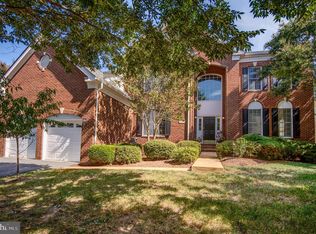 20343 Kiawah Island Dr, Ashburn, VA 20147