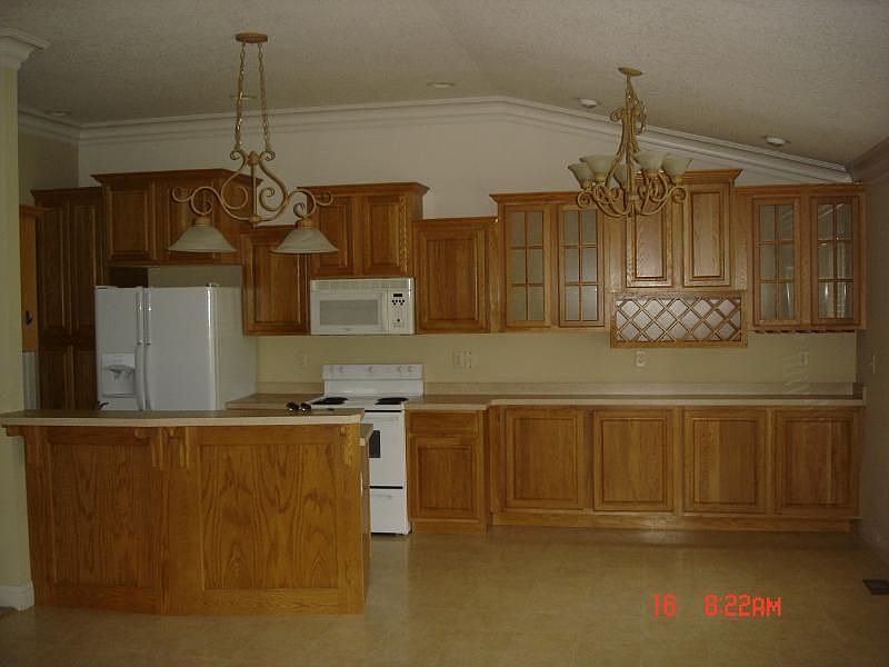 2nd image of 39 Westwind Dr