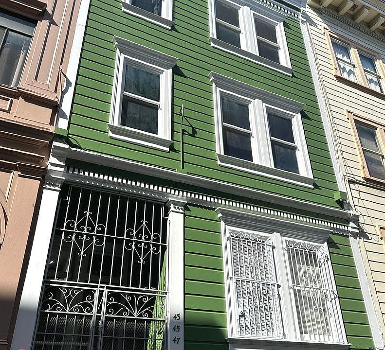 1st image of 43-47 Jasper Pl #45