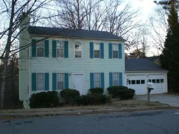 4314 Crestridge Ln, Stone Mountain, GA 30083