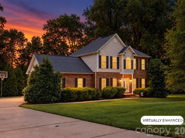 2591 Chandy St, Newton, NC 28658