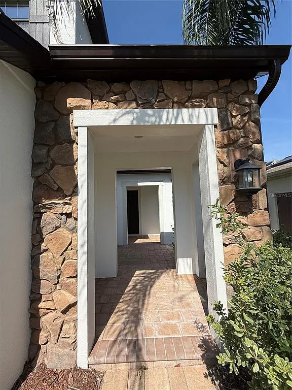 4 bed, 3.0 bath, 2379 sqft, $3,300 — Photo 2