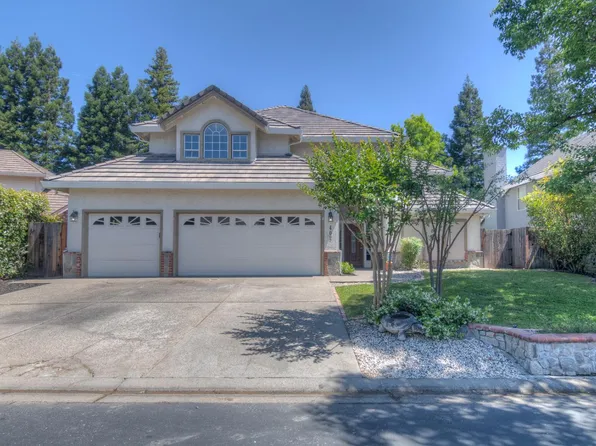 402 Braemar Ct, Roseville, CA 95661