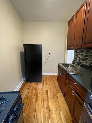 Rented by BRICK & GALO REALTY CORP | media 6