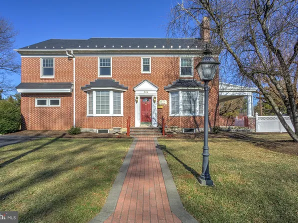 304 S 4th St, Denver, PA 17517