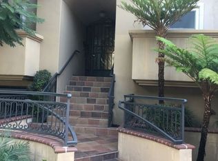 4638 Sepulveda Blvd APT 4, Sherman Oaks, CA 91403