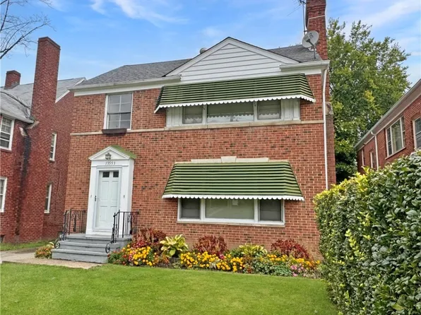 13553 Cedar Rd, University Heights, OH 44118