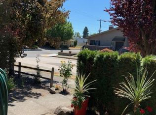 5635-5637 S Kelly Ave, Portland, OR 97239