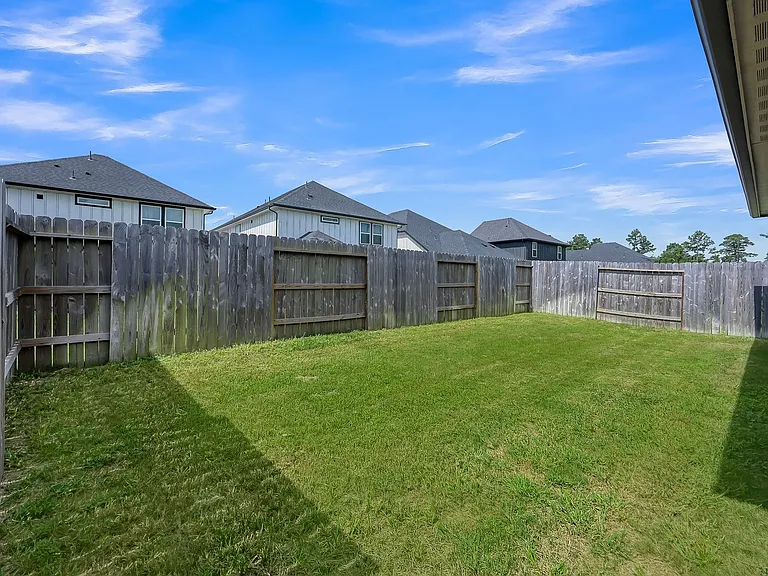 9522 Sugar Berry Dr — Photo 33
