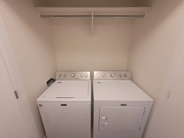 1616 B Alexandra Ave — Photo 15