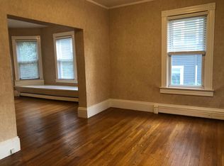 16 Mechanic St APT 1, Attleboro, MA 02703