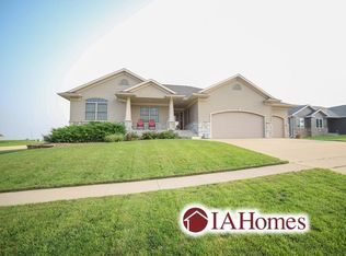 1602 Para Dr, Marion, IA 52302