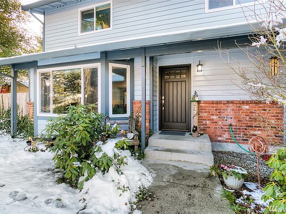 2nd image of 16404 95th Avenue Ct E