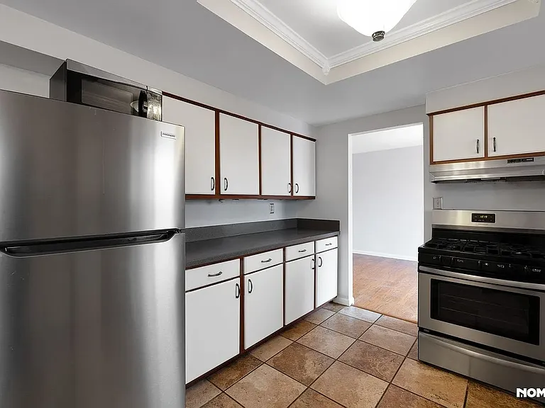 7125 Caballero Ave — Photo 6