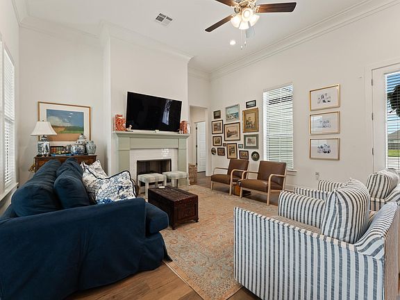 3rd image of 581 White Egret Dr